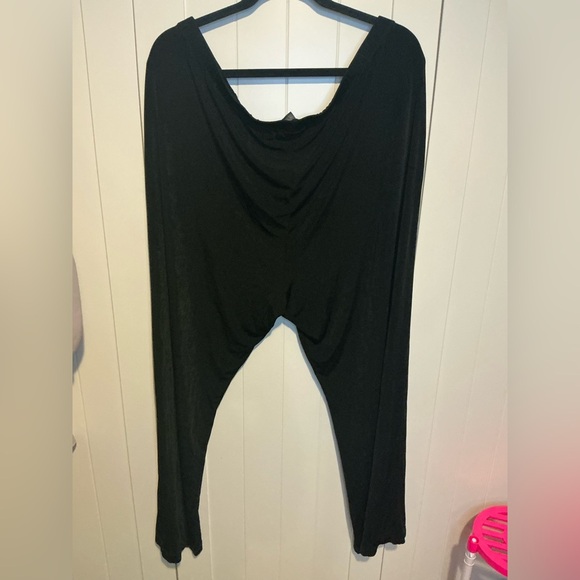 Chico's Travelers Black Harem Pants Size 4R (XL/16) - Picture 2 of 5